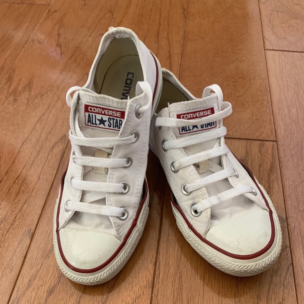 White Converse with Red Stripe Sz 5.5